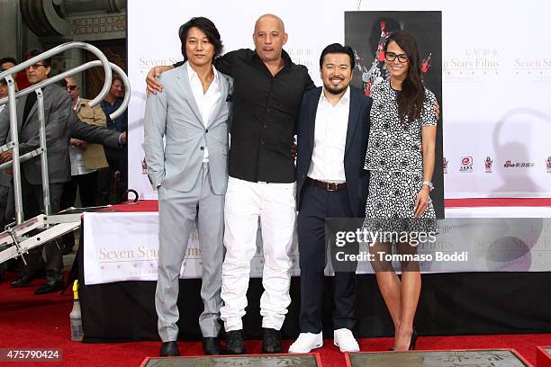 tatchakorn yeerum net worth - Article 3